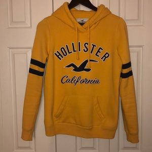 Yellow Hollister hoodie!